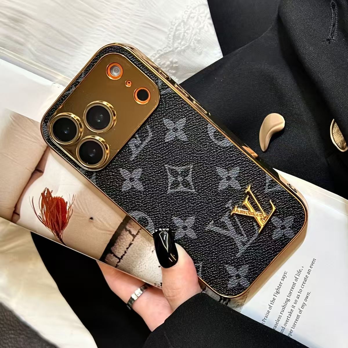 Luxurious x LV iPhone Case