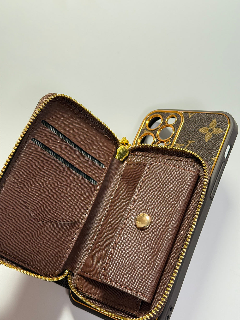 Brown iPhone case 2004 | Accordion card holder (subject to the video)