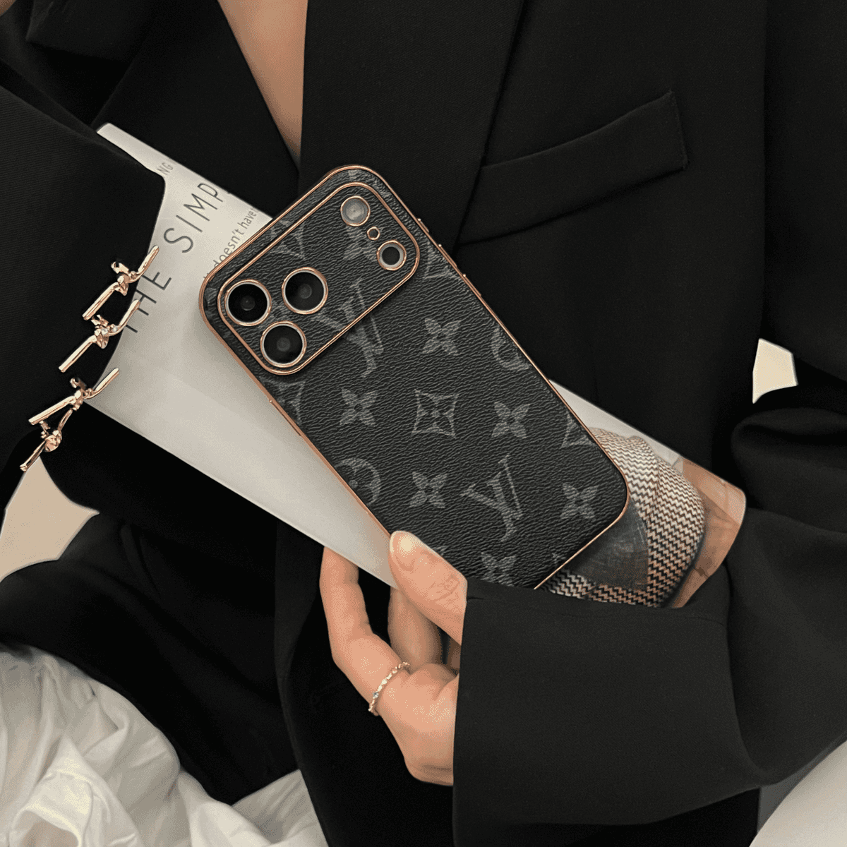 Luxurious x LV iPhone Case