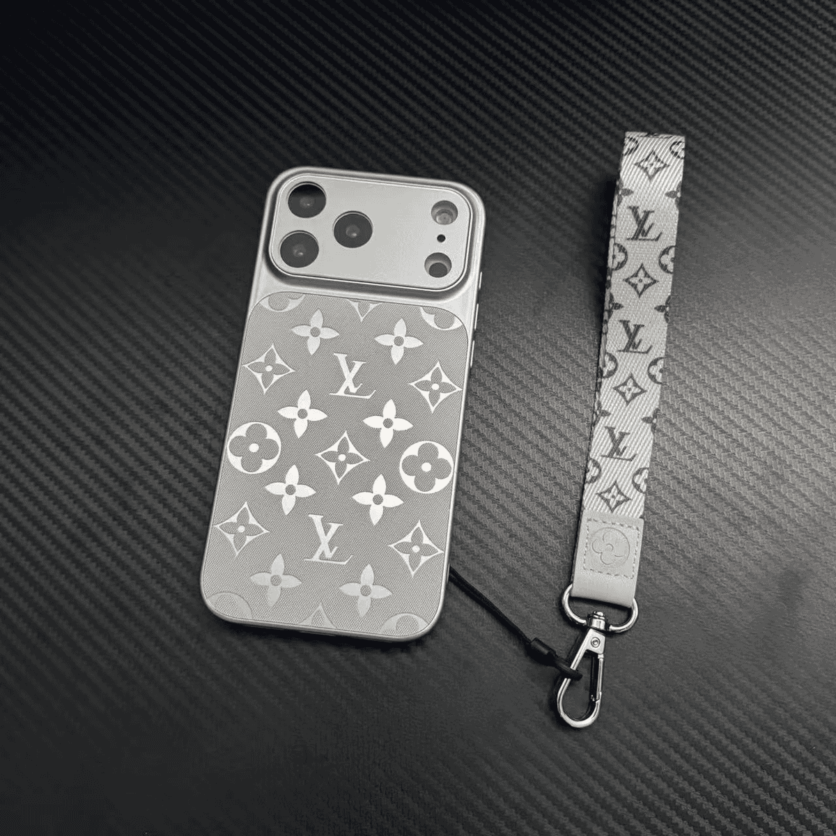 Luxurious x LV iPhone Case| Shine